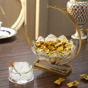 Bandeja Redonda Ecológica para Servir en Casa y Acampar, Metal Dorado con Inserto de Cristal para Dulces y Frutos Secos - Product Image 1
