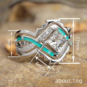 Anello di fidanzamento con diamante taglio Princess geometrico T0878 in argento 925 con pavé, gioiello raffinato da donna - Product Image 4