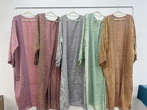 Abaya OEM/ODM Dubai, Abito Islamico di Lusso per Donne Musulmane, Modesto Vestito in Pashmina Viscosa con Gemme Applicate a Mano - Product Image 5
