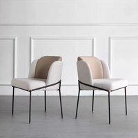 Chaises de salle à manger de meubles de conception de luxe moderne de tissu de velours nordique chaise de salle à manger d'or de jambe en métal tapissée