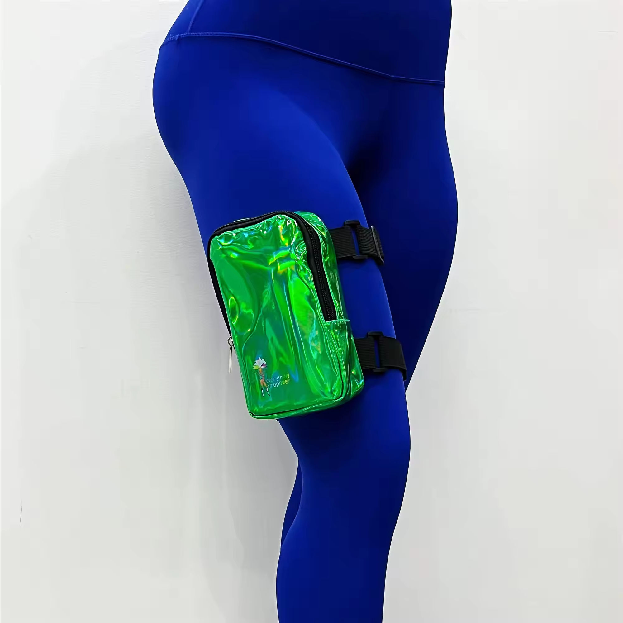 สีเขียวอ่อน