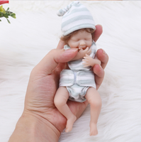 15 cm Vollsilikon Reborn-Babypuppe Realistische Weiche Dehnbare Neugeborenen-Puppe Mini-Taschenpuppe für Kinder Urlaubsgeschenk