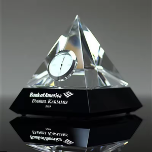 Cheap Wholesale Crystal Pyramid <strong>Custom</strong> 3d Laser Clear <strong>Quartz</strong> Crystal Glass Pyramid Shaped Crystal Paperweight Clock - Product Image 2