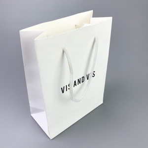 Logotipo personalizado <span class=keywords><strong>de</strong></span> papel blanco <span class=keywords><strong>de</strong></span> la tarjeta <span class=keywords><strong>bolsa</strong></span> personalizar bolsas <span class=keywords><strong>de</strong></span> embalaje <span class=keywords><strong>de</strong></span> impresión joyería bolsas papel envasado - Product Image 6