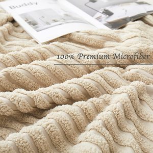 Set Copripiumino Moderno 5 Pezzi per <span class=keywords><strong>Letto</strong></span> <span class=keywords><strong>Matrimoniale</strong></span> 1,8m, 100% Cotone 200TC, Motivo Tinta Unita, Per Tutte le Stagioni, Comfort e Stile - Product Image 2