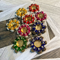 Support de bougie chauffe-plat en verre avec base florale en fil de soie et pétales, plaque Diya ornée de strass, centre de table, décoration intérieure