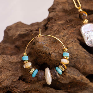 Boucles d'oreilles créoles en argent plaqué argent bohème avec perles en pierre naturelle |   Boucles d'oreilles pendantes à pompon faites à la main pour femmes - Product Image 6