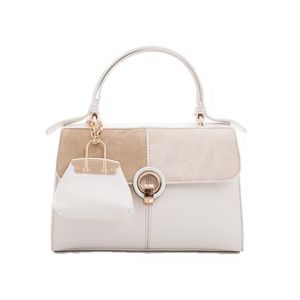 Bolsos Deportivos de Diseño para Mujer al por Mayor con Logotipo Personalizado - Cierre de Cremallera, Material PU, Uso en Verano/Invierno - Product Image 3