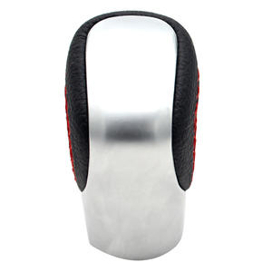 Pommeau de levier de vitesse Lexus en cuir mat 8 mm, tête de levier de vitesse automatique avec surpiqûres rouges, design ergonomique - Product Image 1