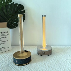 Nueva Lámpara de Noche Recargable, Portátil, Luz de Ambiente para Camping, Luz LED de Lujo, Lámpara Decorativa de Mesa para Bar o Restaurante - Product Image 4