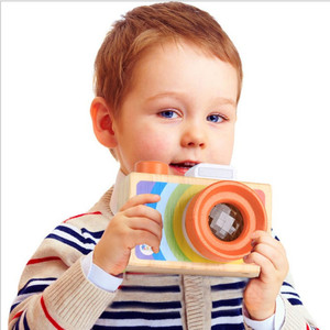 Macchina Fotografica in legno Giocattolo Nuova Simulazione di Figura Della Macchina Fotografica <span class=keywords><strong>Caleidoscopio</strong></span> di Legno Educativi Per <span class=keywords><strong>Bambini</strong></span> Giocattoli Per <span class=keywords><strong>Bambini</strong></span> Regali - Product Image 1