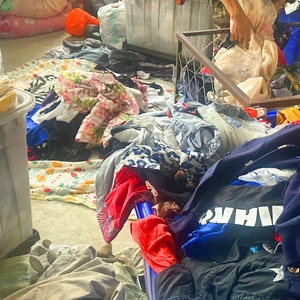 उच्च गुणवत्ता वाले दूसरे हाथ के ब्रांड कपड़ों के बंडल में कपड़े की फैशन ड्रेस मिश्रित कपड़े की बेल का इस्तेमाल किया गया महिलाओं और कपड़े थोक - Product Image 4