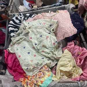 Ropa usada al por mayor en fardos, pijamas de algodón para adultos y niños, ropa de dormir para damas, suave, fardos de 50 kg, alta calidad - Product Image 4