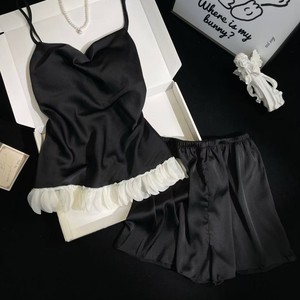 Estate donna <span class=keywords><strong>pigiama</strong></span> in raso <span class=keywords><strong>rosa</strong></span> pantaloncini da ragazza in seta di ghiaccio vestiti per la casa Sexy vestiti per la casa - Product Image 4