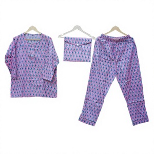 Conjunto de Pijama de Verano de Algodón 100% Puro, con Estampado Floral Digital en el Cuello, Logotipo Frontal, Cintura Elástica y Largo Completo, Transpirable, en Oferta - Product Image 1