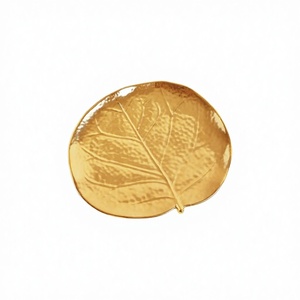 Plat de service japonais moderne et durable en céramique givrée de 5 pouces, vaisselle de mariage, plat de présentation en porcelaine pour collations et desserts - Product Image 2