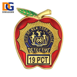 Tùy chỉnh chất lượng cao kim loại huy hiệu <span class=keywords><strong>pin</strong></span>, men cứng mềm men cá nhân <span class=keywords><strong>pin</strong></span> huy hiệu - Product Image 1