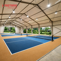 Abri pour terrain de pickleball avec structure en alliage d'aluminium haute résistance, tissu imperméable et résistant aux UV pour les sites sportifs commerciaux - Extensible