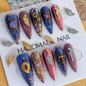 20 pièces/sac Vente en gros Charmes pour ongles en forme d'ailes d'ange dorées/argentées en vrac Décoration d'art d'ongles en alliage 3D Designs d'ongles en forme d'ailes d'ange - Product Image 4