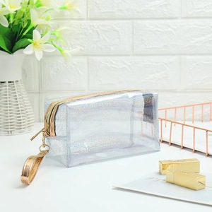 Sac de toilette de voyage en PVC transparent durable, organiseur de cosmétiques imperméable avec fermeture éclair et poignée pour le voyage - Product Image 5
