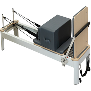 Reformador de Pilates de aluminio <span class=keywords><strong>para</strong></span> uso profesional <span class=keywords><strong>en</strong></span> el hogar/estudio, 6 resortes de cuero PU y espuma 5D, duradero y ajustable <span class=keywords><strong>para</strong></span> el cuerpo - Product Image 1