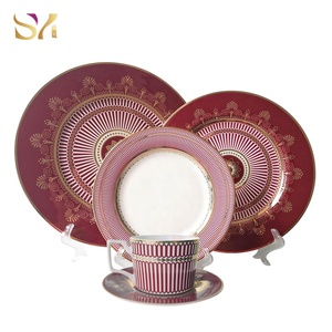 Оптовая продажа Роскошная королевская красная керамическая посуда набор тарелок для свадьбы и использования в ресторане - Product Image 1