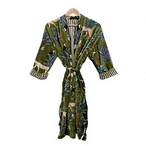 Robe longue en velours à imprimé animal vert, col châle, manches trois quarts, imprimé numérique, pour l'été - Product Image 1