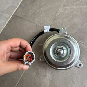 Moteur de ventilateur de radiateur 4 broches 21481-6M100 21487-0Z800 21487-0Z000 pour Nissan <span class=keywords><strong>Almera</strong></span> B15 Sentra B15 N16 1.8L 2.0L Wingeroad Y11 - Product Image 4