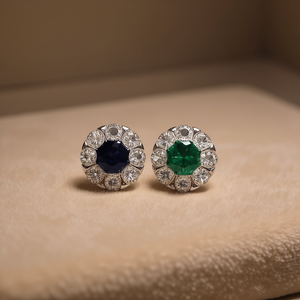 E3181 Orecchini a Perno in Oro Bianco a Forma di Fiore con Incastonatura a Griffe, Gioielli Classici in Cristallo per Uso Quotidiano Femminile - Product Image 2