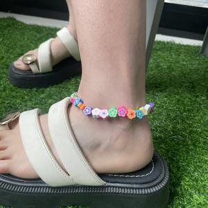 2024 nouveau été marguerite tournesols polymère argile étanche plage <span class=keywords><strong>cheville</strong></span> lettre personnalisée nom de marque corps breloques accessoires de plage - Product Image 3