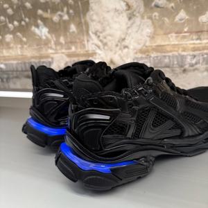 Chaussures de course pour hommes de haute qualité, design tendance, chaussures à <span class=keywords><strong>plateforme</strong></span> LED pour l'extérieur, dernières nouveautés, baskets lumineuses de créateurs très vendues - Product Image 2