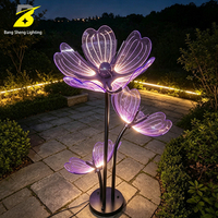 Lampe Sculpturale Fleur Violette en Acrylique et Fer Forgé, Style Artistique Romantique, pour Cour Paysagère et Espaces Culturels Touristiques