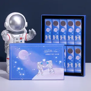 Boîtes alimentaires bleues à Design de sucettes d'astronautes
