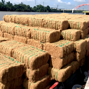 Meilleures ventes : Balles de fibre de coco brute pour l'agriculture, idéales pour l'exportation et les applications agricoles et de construction - Product Image 2