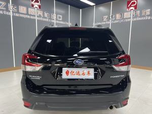 <span class=keywords><strong>Subaru</strong></span> Forester 2.0i AWD Edición de Lujo EyeSight Euro VI Gasolina <span class=keywords><strong>2021</strong></span>, 27000 km, Exterior Negro, Auto Usado - Product Image 3