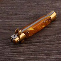 Cuchillo Plegable para Camping Spot Mafia Akc, Hoja de Acero Inoxidable con Borde Dentado, Mango de Resina con Punta Caída para Supervivencia