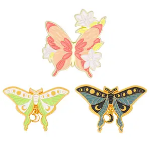 Custom cartoon animal design butterfly brooch lapel pin badge metal gold plated butterfly enamel pin