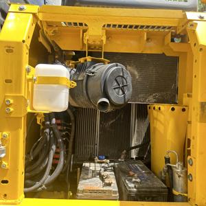 Excavadora mediana japonesa de alta eficiencia Komatsu, excavadora sobre orugas Komatsu PC130 usada al por mayor - Product Image 5