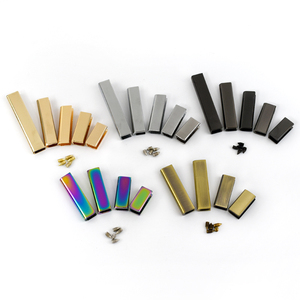 Deepeel BF652-B 19*9mm Alloy Belt Buckles Handbag <strong>Corner</strong> Protector <strong>Bag</strong> <strong>Leather</strong> Crafts Hardware Protective Side Clip Buckles <strong>Bags</strong> - Product Image 3