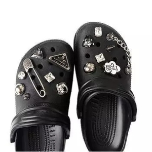 Charme de chaussure en métal écologique Sengao, accessoires de décoration rock, broches hip-hop modèle -8 2-4cm - Product Image 1