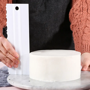 Usine crème rayure bord peigne grands outils de <span class=keywords><strong>cuisson</strong></span> acrylique gâteau plus lisse peignes en dents de scie glaçage crème au beurre <span class=keywords><strong>grattoir</strong></span> pour gâteaux - Product Image 6