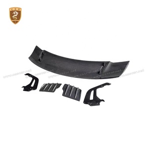 Kit carrosserie en fibre de carbone sèche style OEM pour <span class=keywords><strong>Porsche</strong></span> <span class=keywords><strong>911</strong></span> 992 <span class=keywords><strong>GT3</strong></span> : Lame avant, jupes latérales, diffuseur arrière, aileron arrière, kit extérieur - Product Image 5