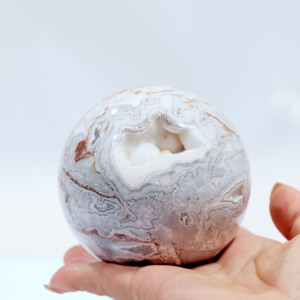 Commercio all'ingrosso di cristallo bianco naturale sfera di agata di cristallo curativo sfera di cristallo grano per la decorazione della casa - Product Image 6