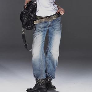 กางเกงยีนส์วินเทจทรงหลวมเอวต่ำสำหรับผู้ชาย สไตล์พังก์ร็อก แต่งขาด พร้อมกระเป๋าติดหมุดและซิปคู่ ขายส่ง - Product Image 3
