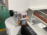 Nouvelle conception de machine de sablage au laser 2KW pour le lavage et le séchage du verre avec moteur et PLC pour la gravure de miroirs intelligents