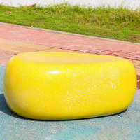 Sculpture de donut rose F005 avec empreinte de morsure et glaçure coulante, idéale pour la décoration intérieure et extérieure, adaptée à la sculpture