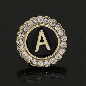 Broche de Aleación con Letra Inglesa del Alfabeto, Diseño de Diamante Redondo, Accesorio Creativo para Trajes de Negocios - Product Image 6