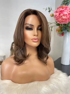 Venta al por mayor elegante color marrón onda del cuerpo corto <span class=keywords><strong>de</strong></span> alta calidad europea virgen cabello humano barato bajo precio nueva llegada peluca con malla frontal - Product Image 2