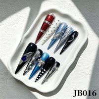 Ongles à presser portables faits main, style gothique, série couleur violet, avec chaîne 3D, tête de crâne et perles, motif ailes de papillon foncé et rare