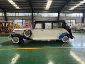 Oldtimer <span class=keywords><strong>voiture</strong></span> de tourisme électrique rétro <span class=keywords><strong>voiture</strong></span> vintage voitures classiques antiques <span class=keywords><strong>pour</strong></span> <span class=keywords><strong>mariage</strong></span> - Product Image 5